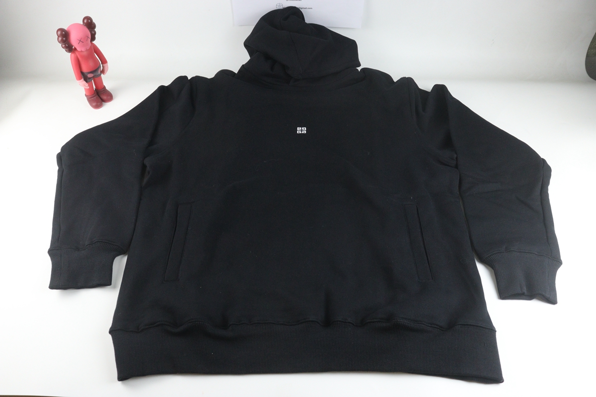GIVENCHY hoodie 